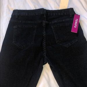 Low-rise Black Flared Jeans